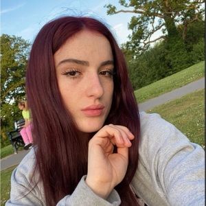 Meet your Posher, Catherine